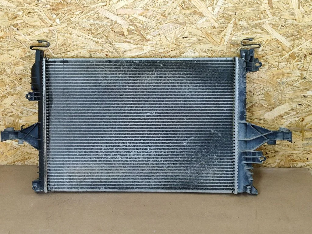 Dzesēšanas šķidruma radiators