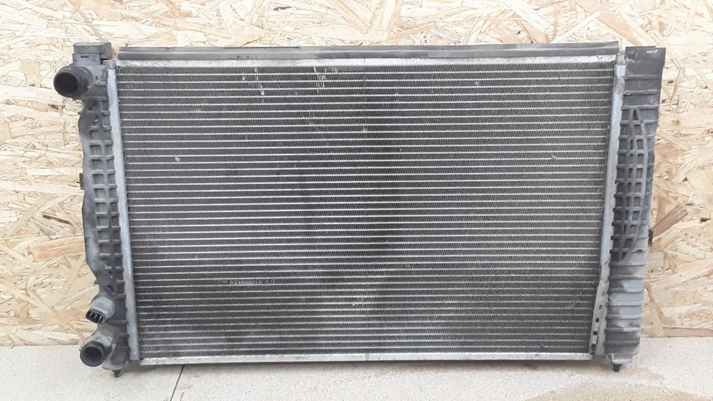 Coolant radiator – Volkswagen Passat B5 (1997-2000)
