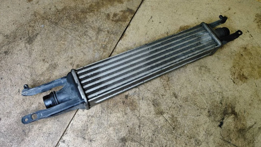Intercooler radiator – Opel Corsa D (2006-2014)