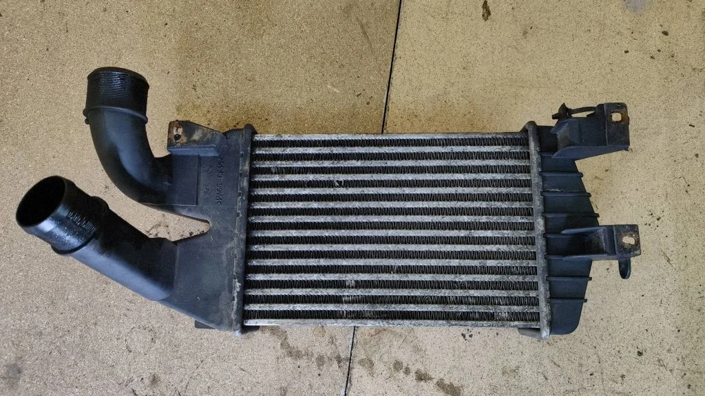 Intercooler radiator 13213402