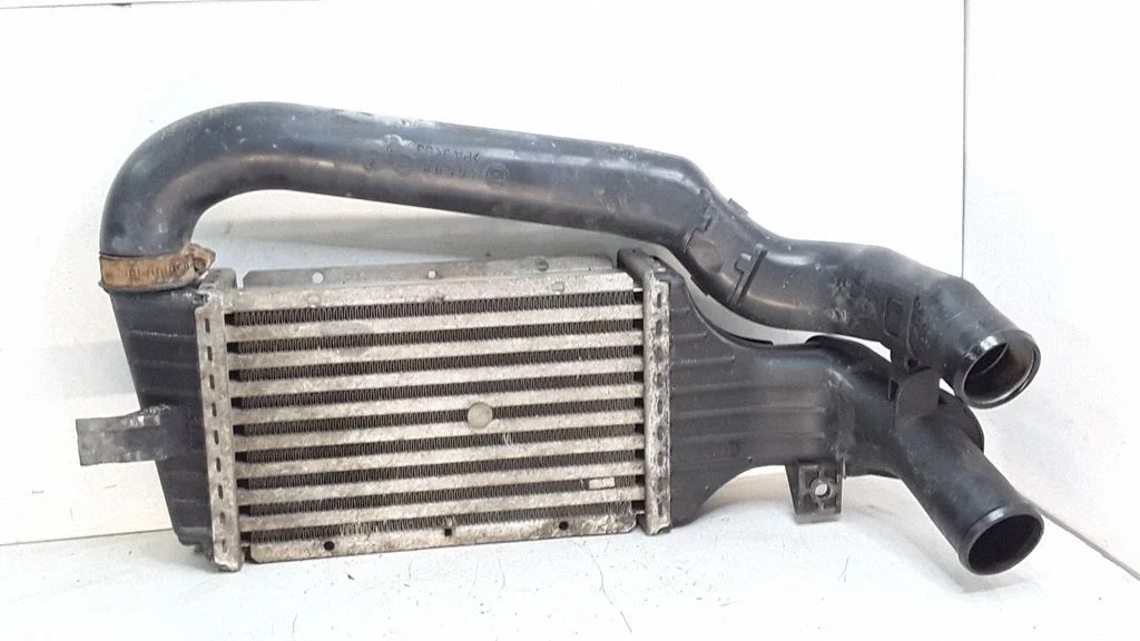 Vahejahuti radiaator 46598