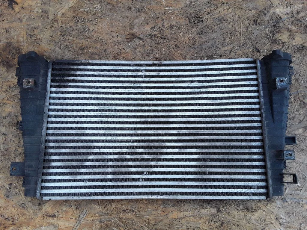 Starpdzesētāja (interkūlera) radiators 13223395
