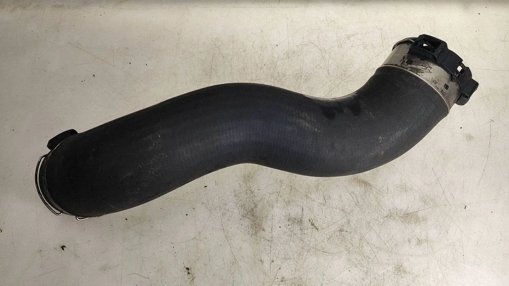 Intercooler hose/pipe 521281A