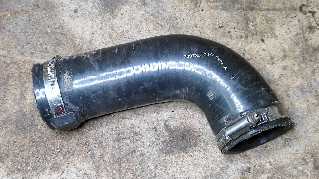 Intercooler hose/pipe 7087301003