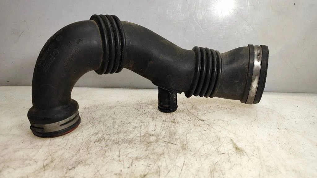 Intercooler hose/pipe 9687883680