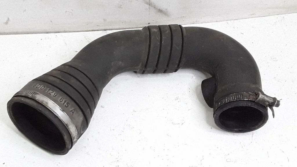 Intercooler hose/pipe 8D0129615A