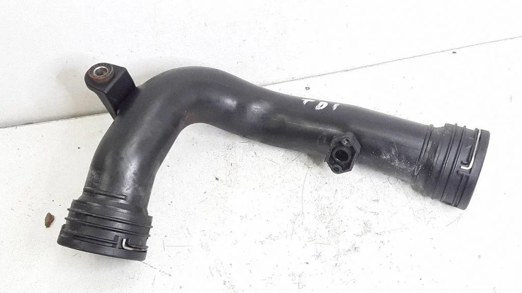 Intercooler hose/pipe 1K0145770D