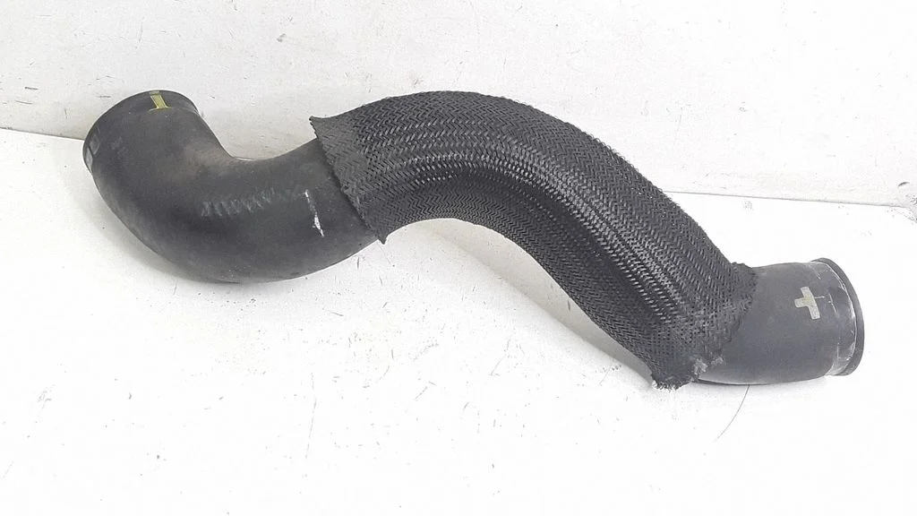 Intercooler hose/pipe 060901