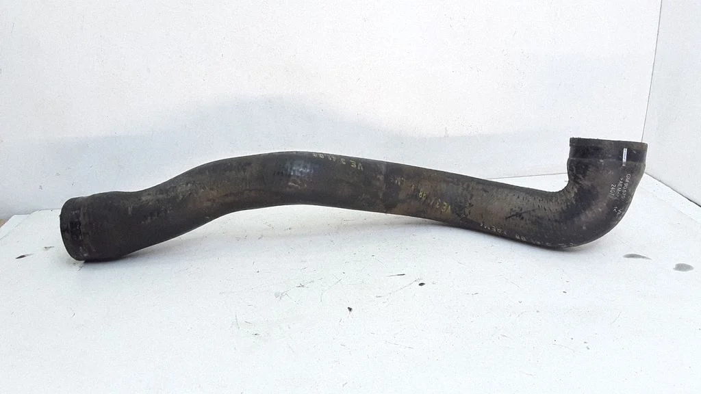 Vahejahuti voolik (-ud)/ toru (-d) – Opel Astra G (1998-2009)