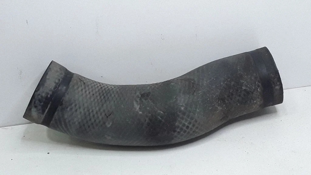 Intercooler hose/pipe – Toyota Avensis T250 (2003-2006)