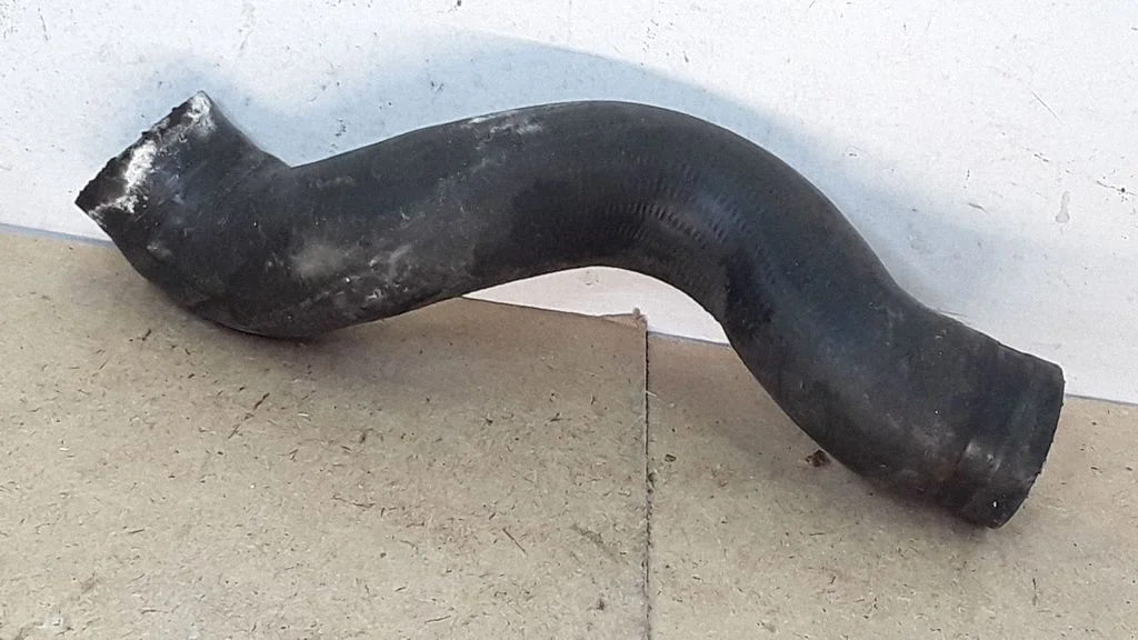 Intercooler hose/pipe – Opel Zafira A (1999-2005)
