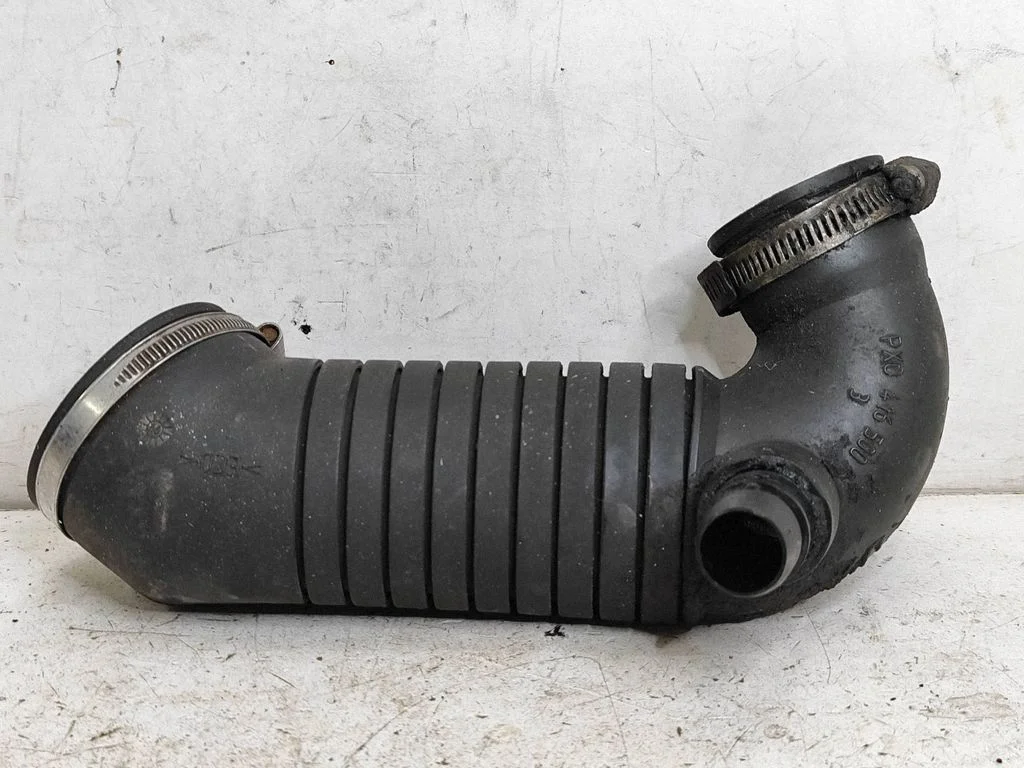 Intercooler hose/pipe 8D0129615C