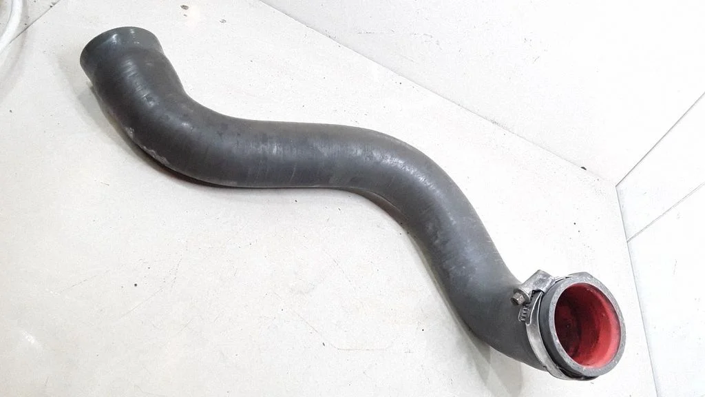 Intercooler hose/pipe – Renault Megane II (2002-2005)