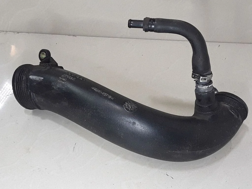 Intercooler hose/pipe – Volvo S60 (2005-2010)