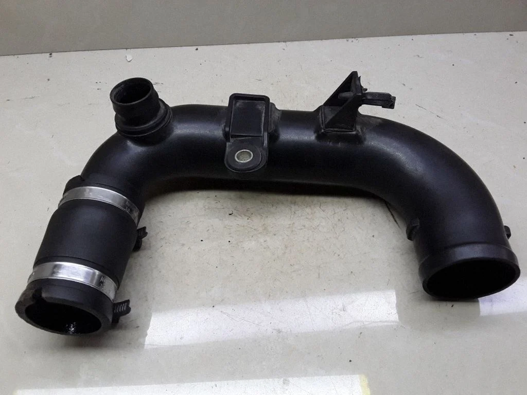 Intercooler hose/pipe 55557415