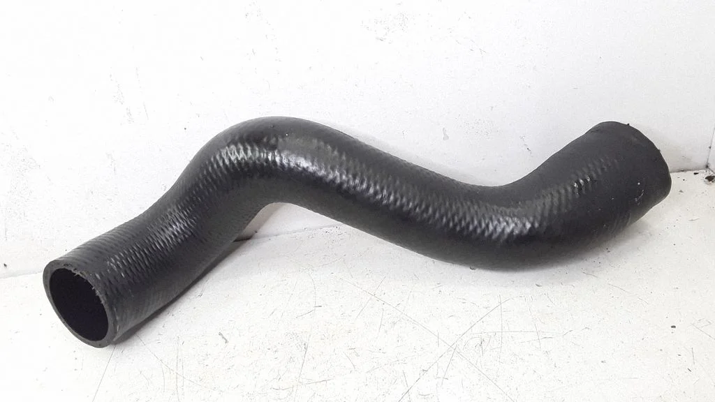 Intercooler hose/pipe