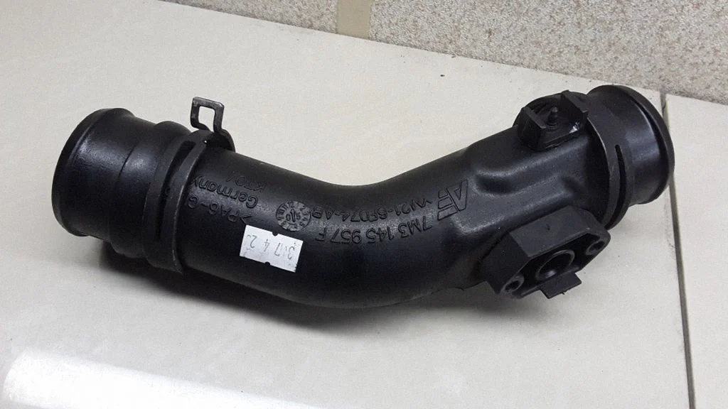 Intercooler hose/pipe – Volkswagen Sharan (2001-2010)