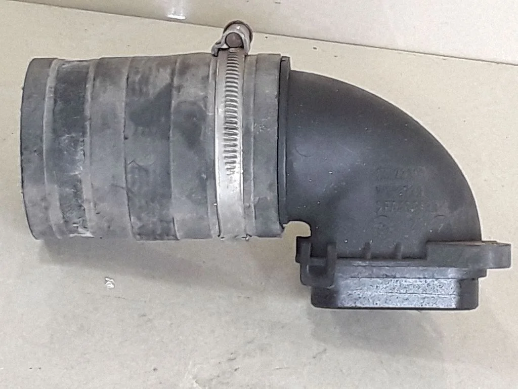 Intercooler hose/pipe – Opel Zafira A (1999-2005)