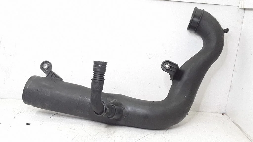 Intercooler hose/pipe 1K0129654K