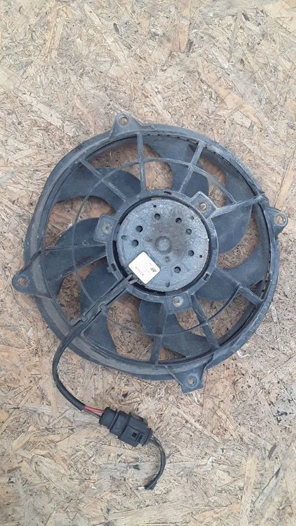 Electric radiator cooling fan 7M3959455A