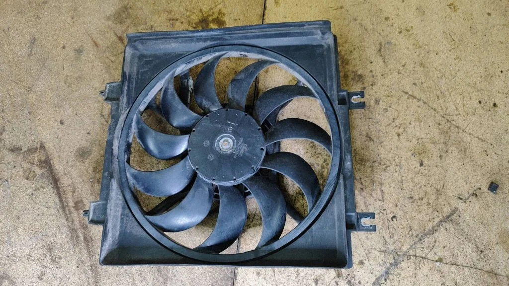 Ventilaatorite komplekt – parem