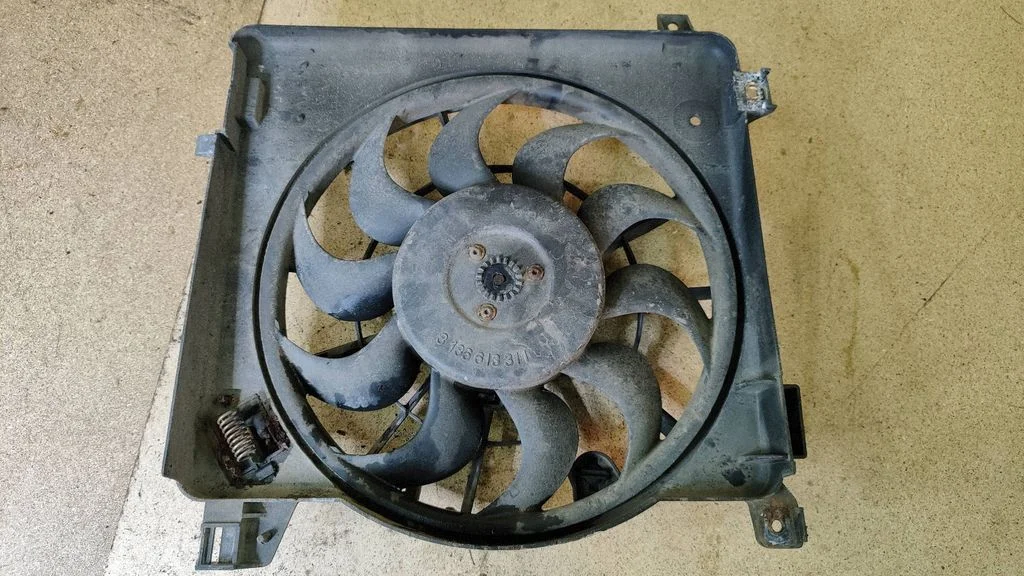 Fan set 24467444