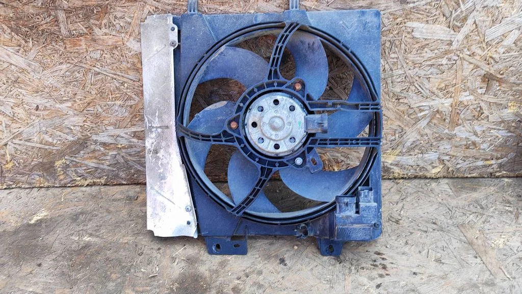 Ventilaatorite komplekt 8240503FR