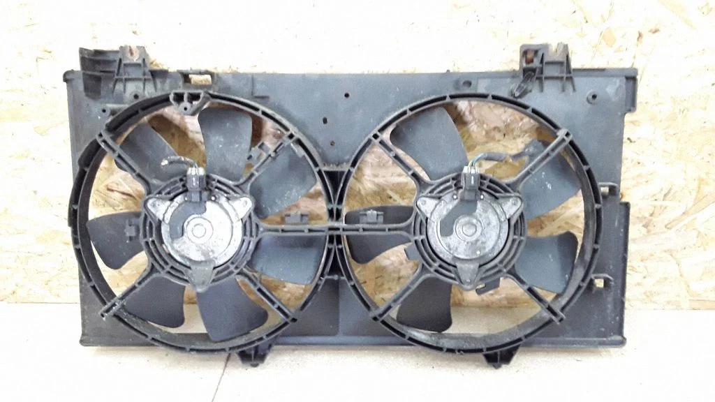 Ventilaatorite komplekt 6M818C607BA