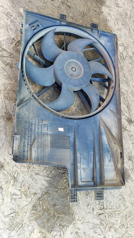Ventilaatorite komplekt A1685050155