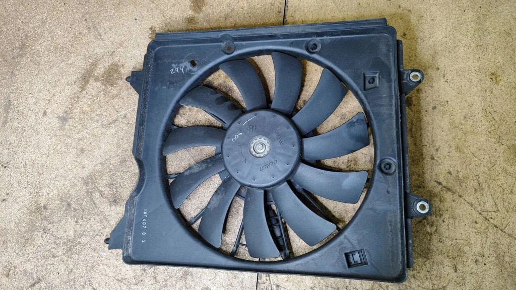 Ventilaatorite komplekt 1680008110