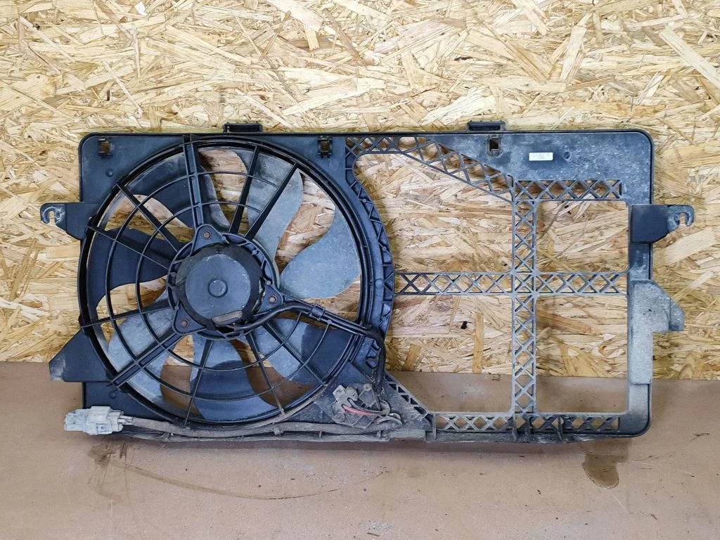 Fan set 1C158C607AE