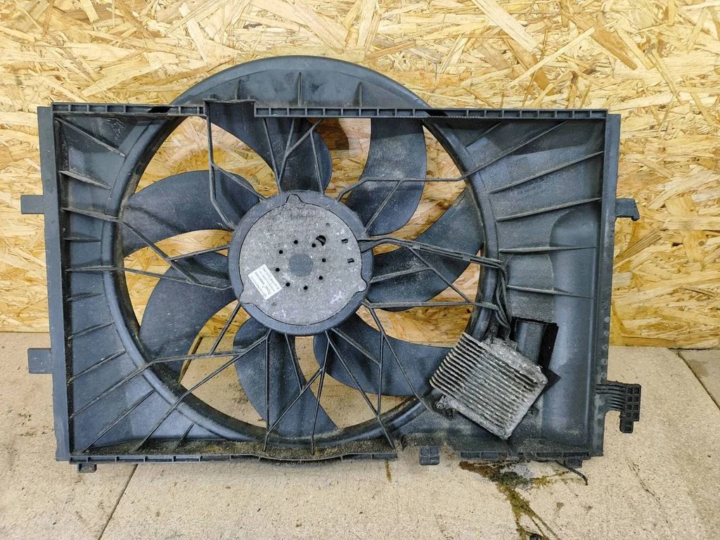 Ventilaatorite komplekt A2035000193