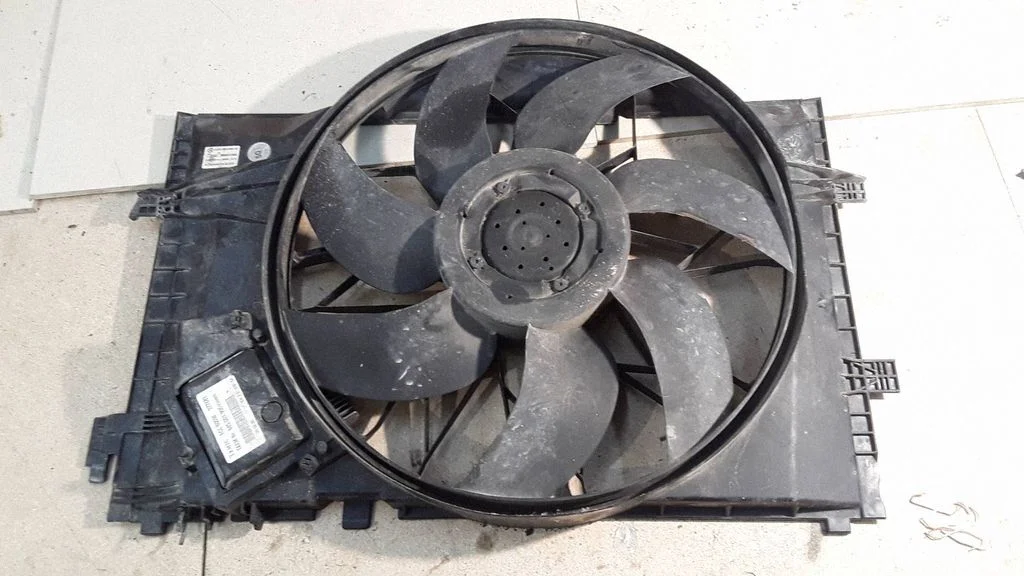 Ventilaatorite komplekt A2035000293