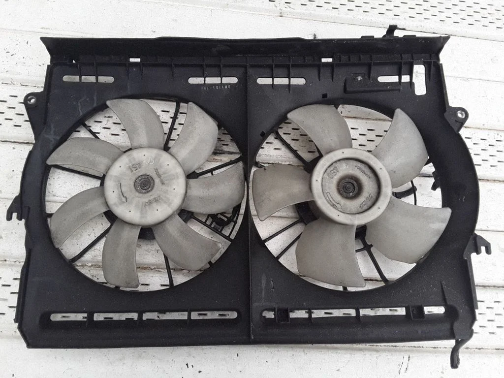 Wentylatory – komplet – Toyota Avensis T250 (2003-2006)