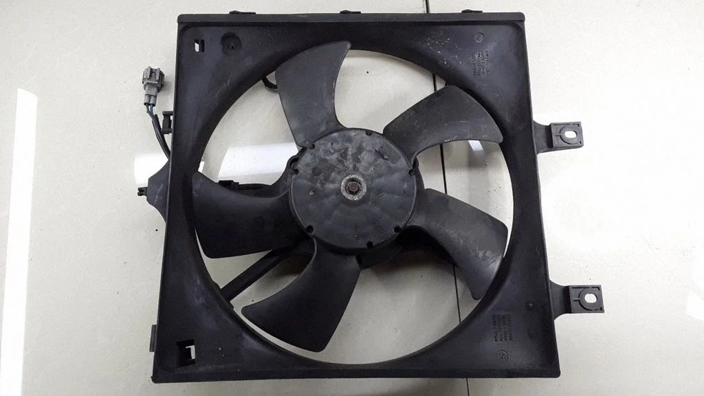 Wentylatory – komplet – Nissan Primera (2000-2001)