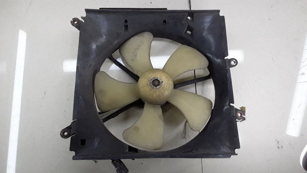 Wentylatory – komplet – Toyota Corolla E100 (1991-1995)