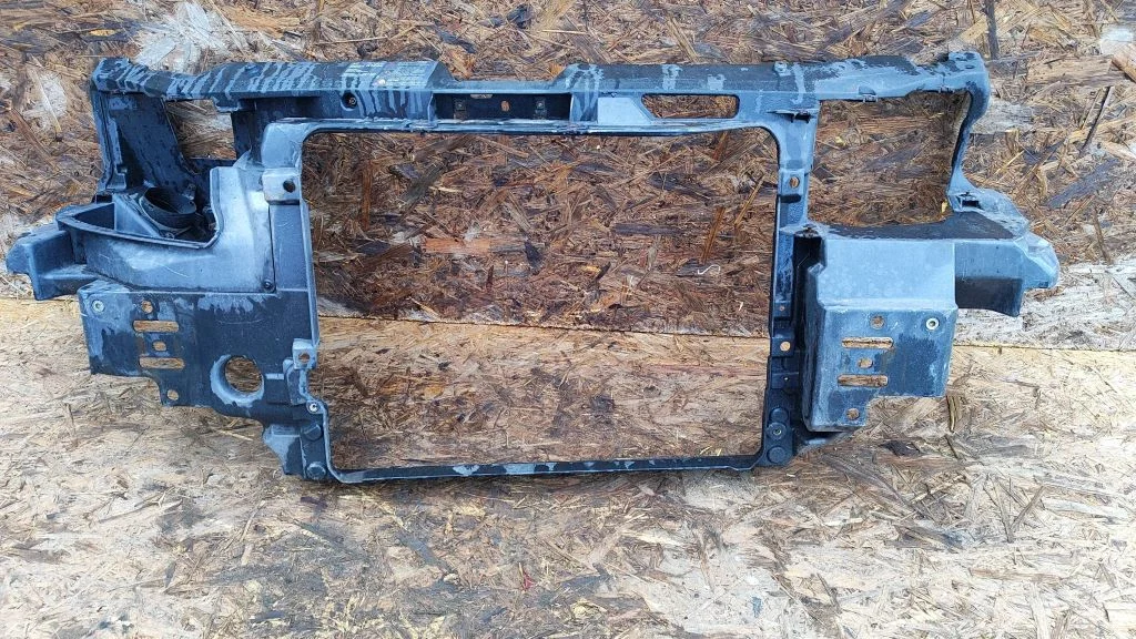 Radiaatori tugipaneel – Volkswagen Sharan (2001-2010)