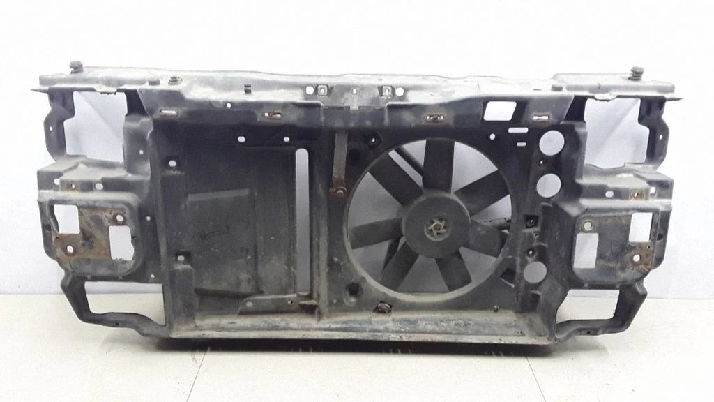 Radiaatori tugipaneel – Volkswagen Polo III 6N 6N2 6NF (1995-2001)