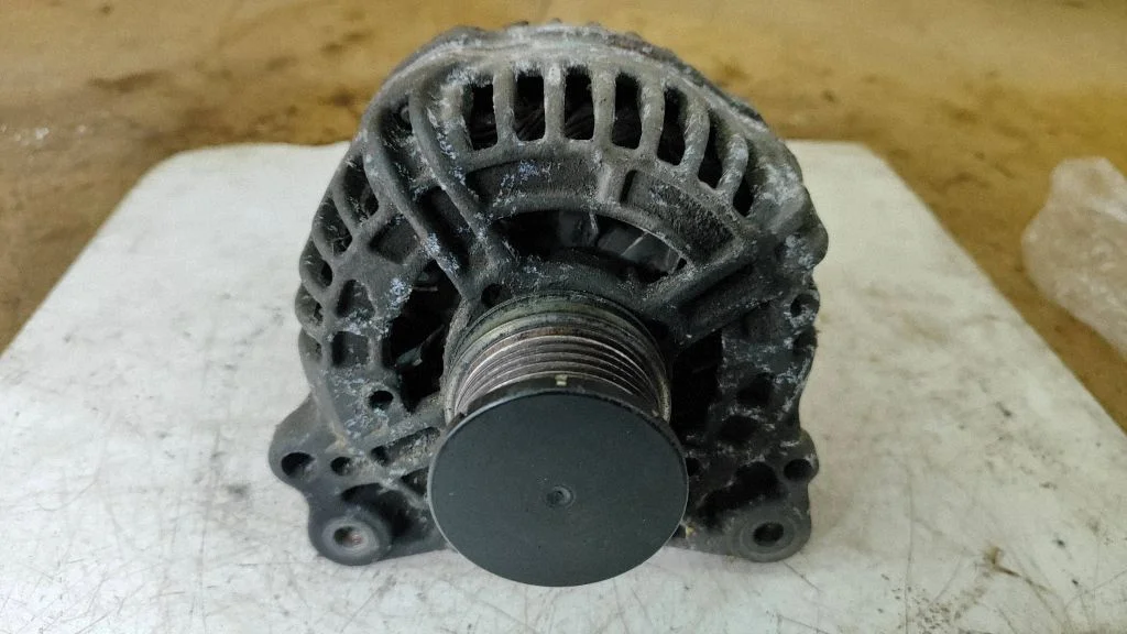 Generaator 045903023A