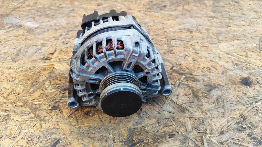 Generaator 13581891