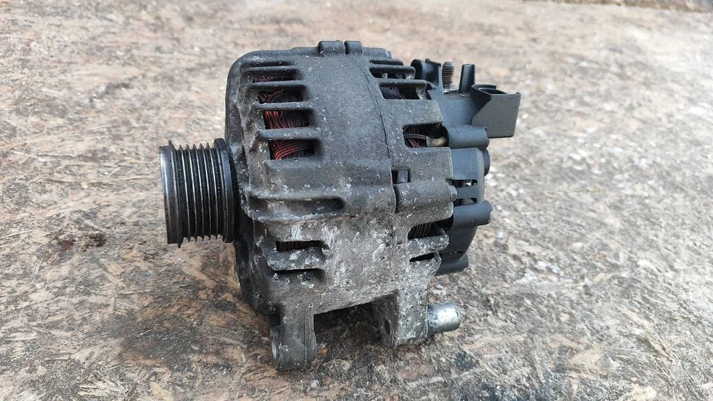 Ģenerators AG9T10300AA