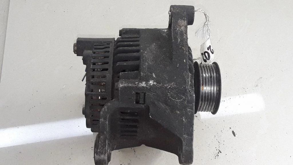 Generaator – Audi 100 S4 C4 (1990-1995)