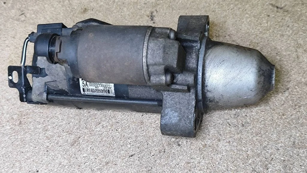 Starter M002T85871