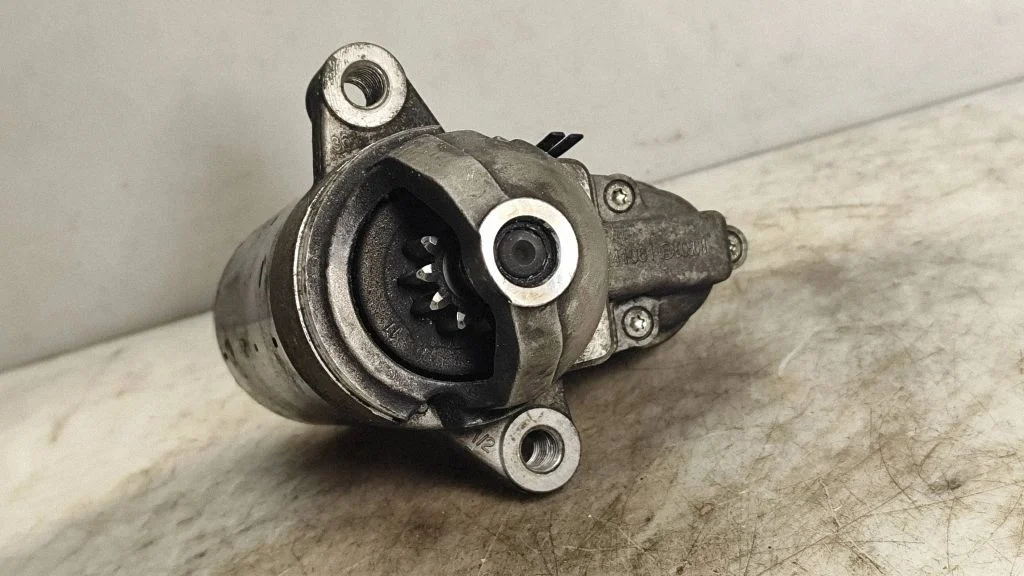 Starter motor 0001138040