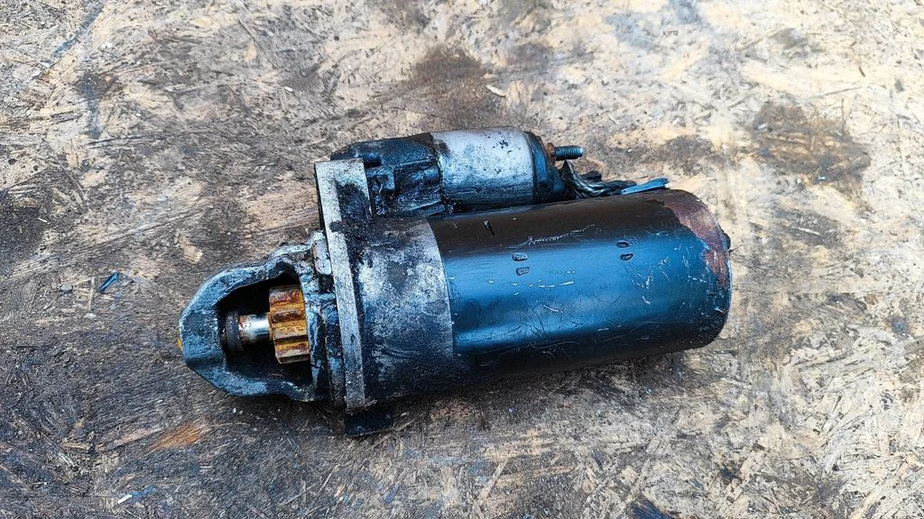 Starter motor 059911024