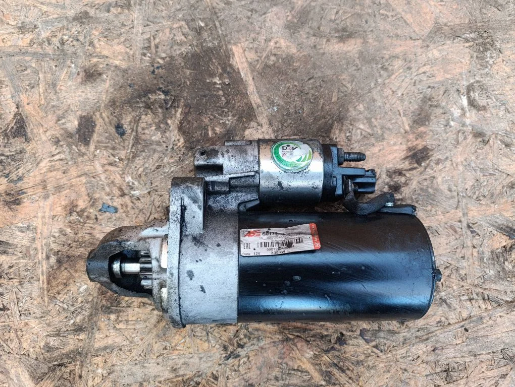 Starter motor S0177