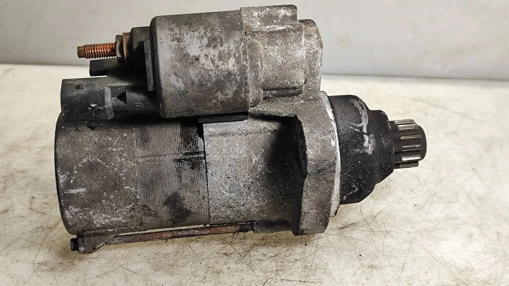 Starter motor 02M911023N