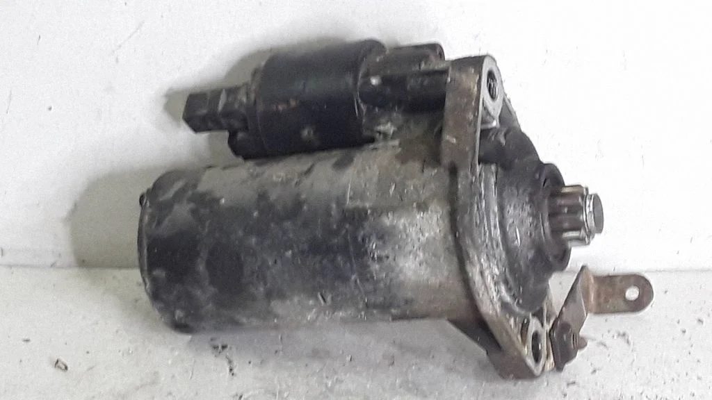 Starter motor 020911023F
