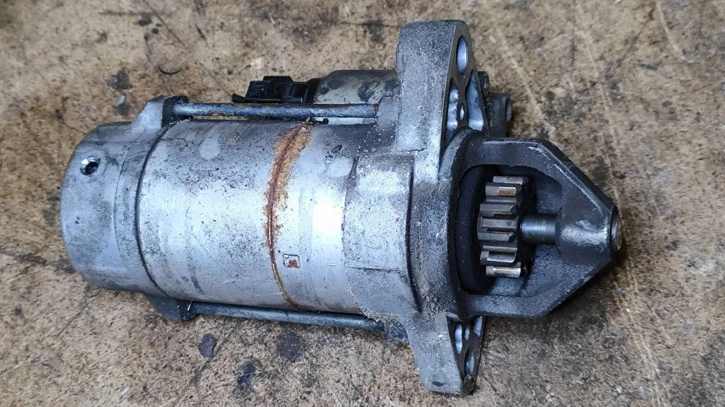 Starter motor – Toyota Avensis T250 (2006-2009)