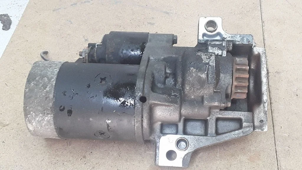 Starter motor 09A911023B